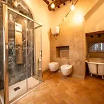 La Casa Del Prete